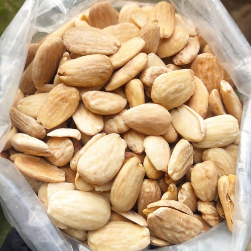 100% White Almonds Nuts- Roasted & Unsalted Ground Almonds - Superior Quality Nuts